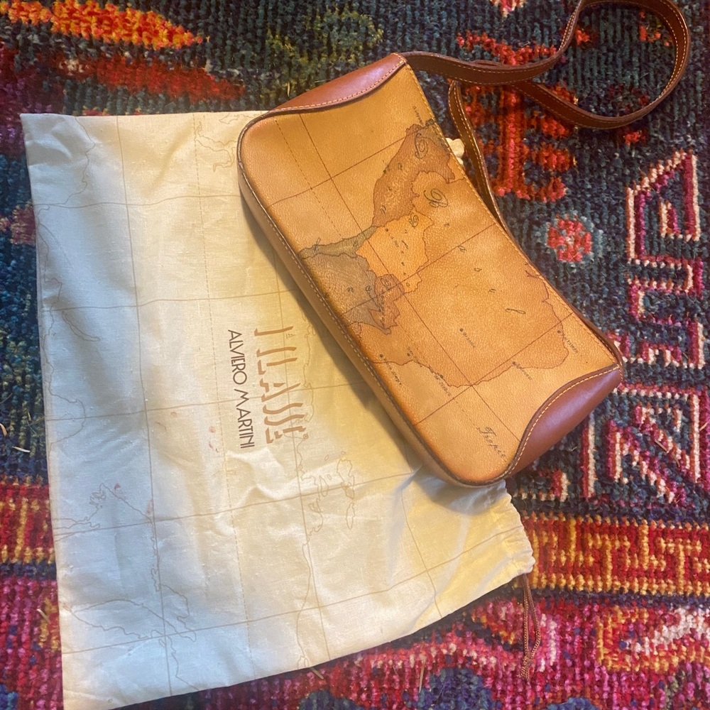 Vintage 1a Classe alviero martini purse